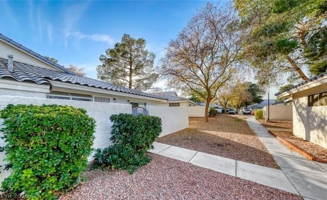 2116 Willowbury Drive C, Las Vegas, NV 89108
