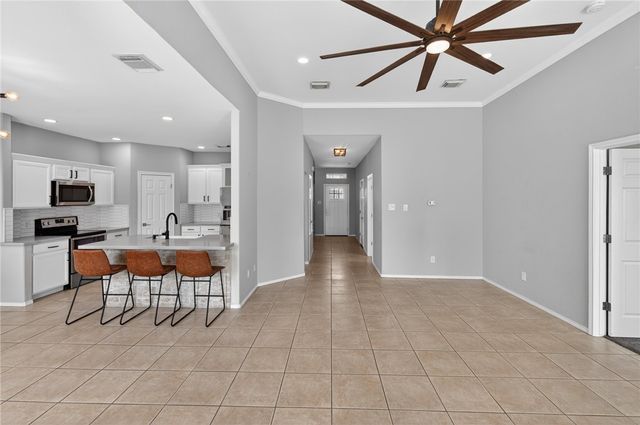 15230 BARATARIA Dr, Corpus Christi, TX 78418