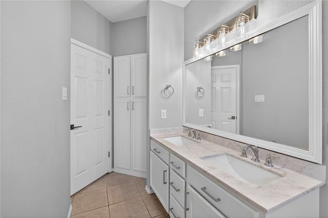 15230 BARATARIA Dr, Corpus Christi, TX 78418