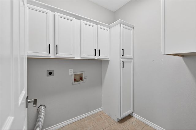 15230 BARATARIA Dr, Corpus Christi, TX 78418