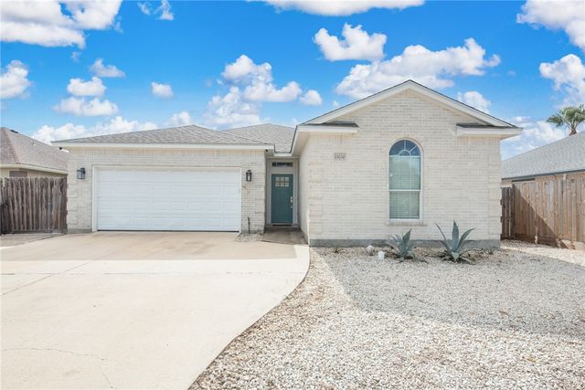 15230 BARATARIA Dr, Corpus Christi, TX 78418
