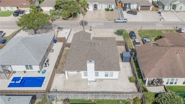 15230 BARATARIA Dr, Corpus Christi, TX 78418