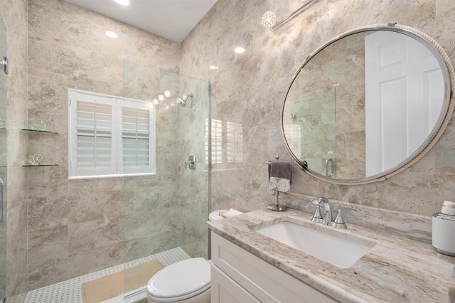 469 NW Blue Lake Drive, Port St. Lucie, FL 34986