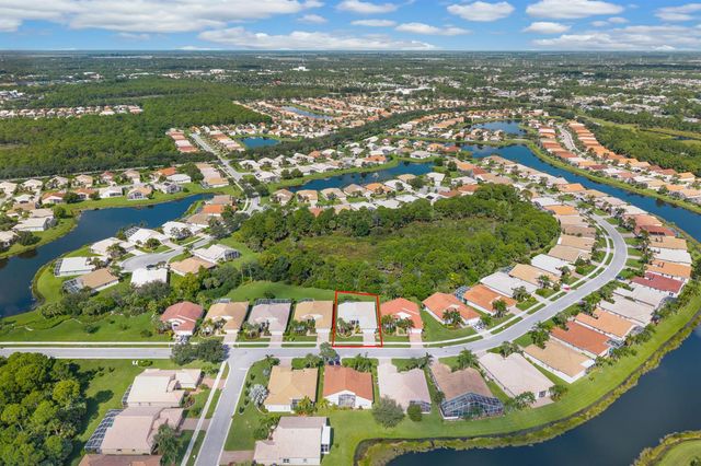 469 NW Blue Lake Drive, Port St. Lucie, FL 34986