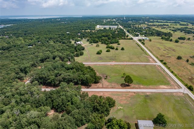 02 N Landing Loop, Mead, OK 73449