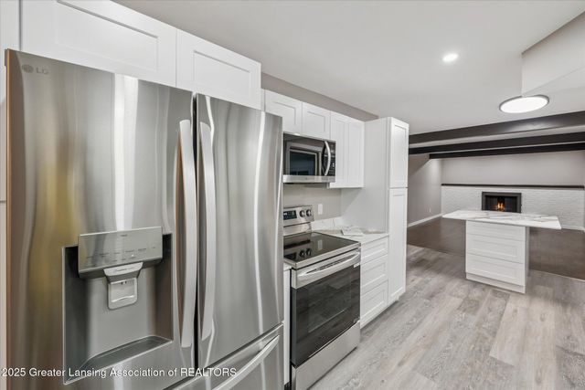 5435 Blue Haven Drive, East Lansing, MI 48823