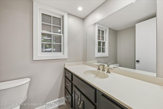 5435 Blue Haven Drive, East Lansing, MI 48823