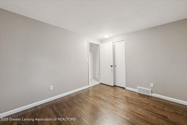 5435 Blue Haven Drive, East Lansing, MI 48823