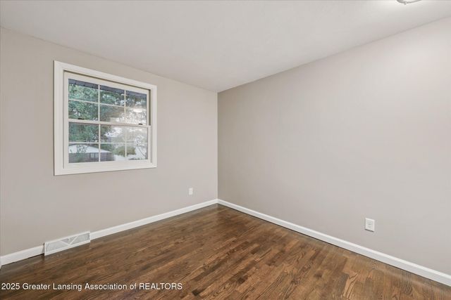 5435 Blue Haven Drive, East Lansing, MI 48823