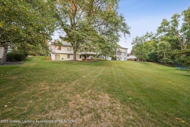 5435 Blue Haven Drive, East Lansing, MI 48823