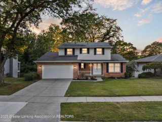 5435 Blue Haven Drive, East Lansing, MI 48823