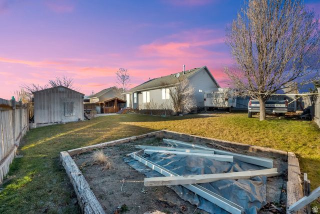 2126 E AUTUMN ST, Eagle Mountain, UT 84005