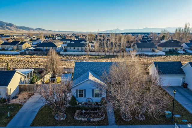 2126 E AUTUMN ST, Eagle Mountain, UT 84005