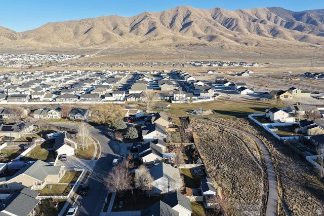 2126 E AUTUMN ST, Eagle Mountain, UT 84005