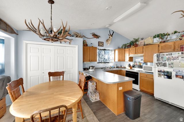 2126 E AUTUMN ST, Eagle Mountain, UT 84005