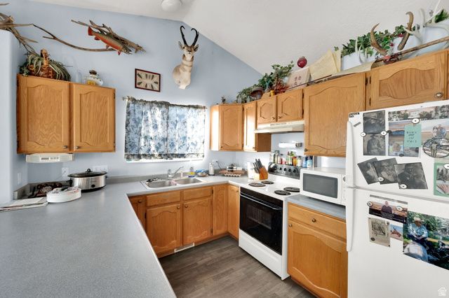 2126 E AUTUMN ST, Eagle Mountain, UT 84005