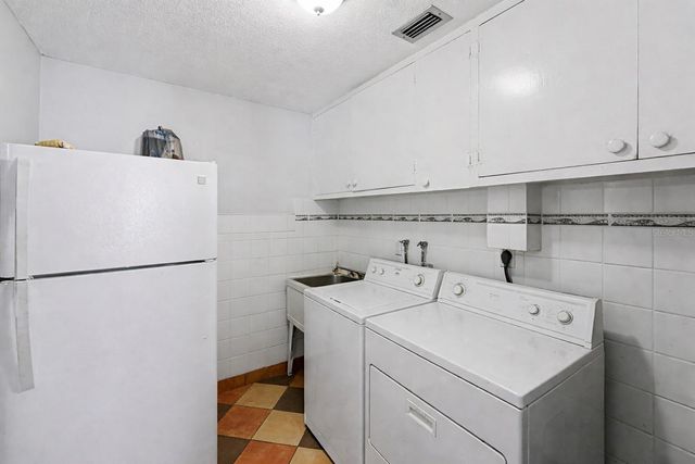 1538 S LAKE AVENUE, Clearwater, FL 33756