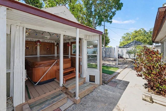 1538 S LAKE AVENUE, Clearwater, FL 33756