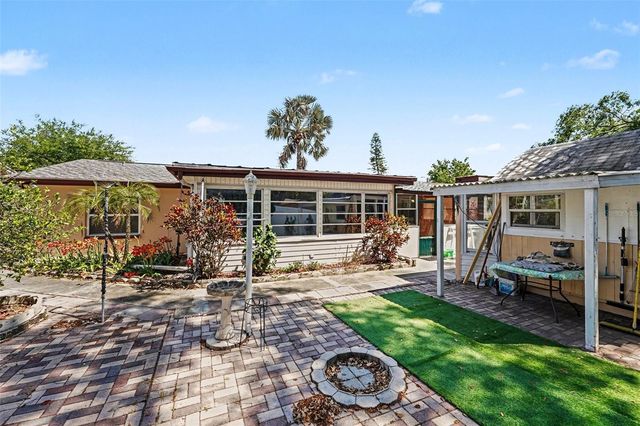 1538 S LAKE AVENUE, Clearwater, FL 33756