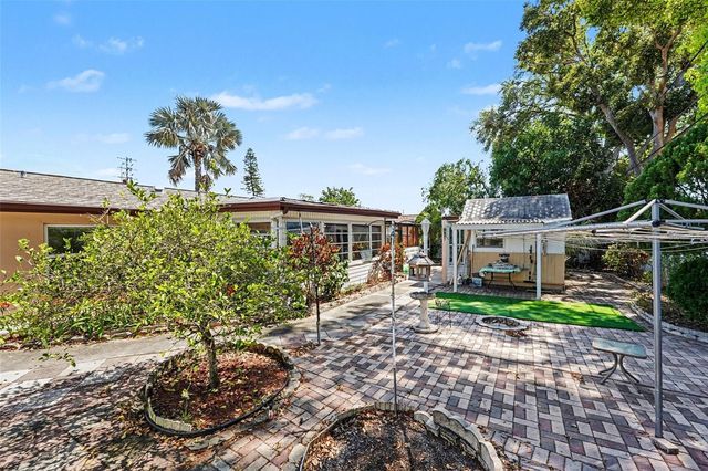 1538 S LAKE AVENUE, Clearwater, FL 33756