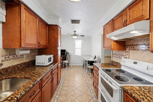 1538 S LAKE AVENUE, Clearwater, FL 33756