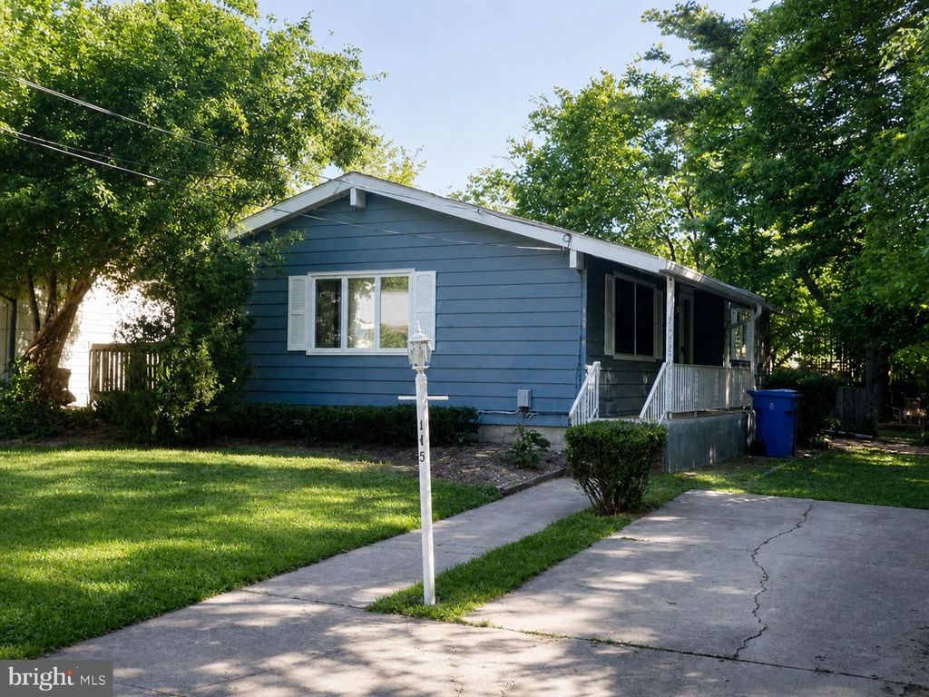 145 AVON AVE, Westville, NJ 08093