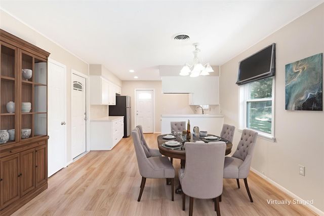 2603 Carter Creek Parkway, Bryan, TX 77802