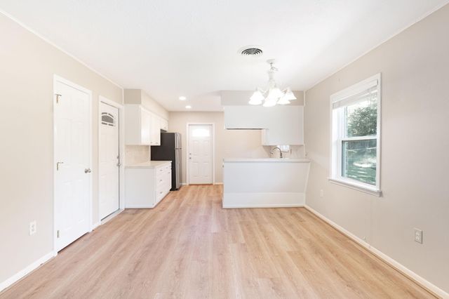 2603 Carter Creek Parkway, Bryan, TX 77802