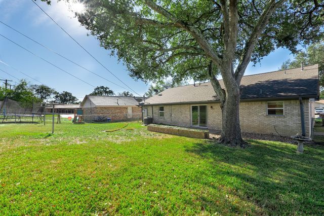 2603 Carter Creek Parkway, Bryan, TX 77802