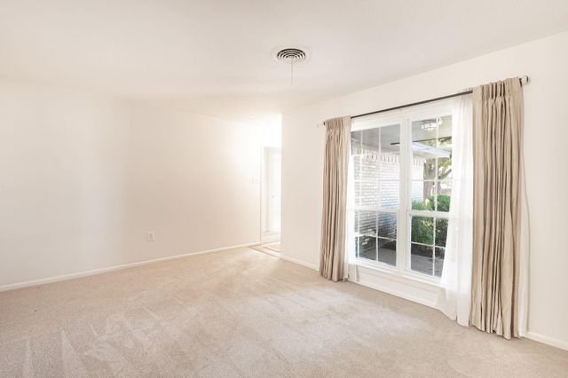 2603 Carter Creek Parkway, Bryan, TX 77802