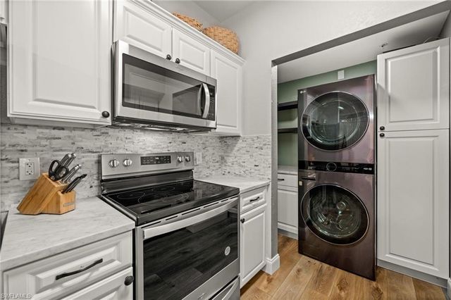12930 Positano CIR 307, Naples, FL 34105