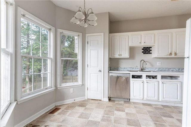 5415 Twin Lakes Drive, Atlanta, GA 30349