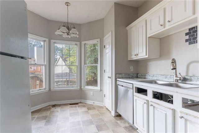 5415 Twin Lakes Drive, Atlanta, GA 30349