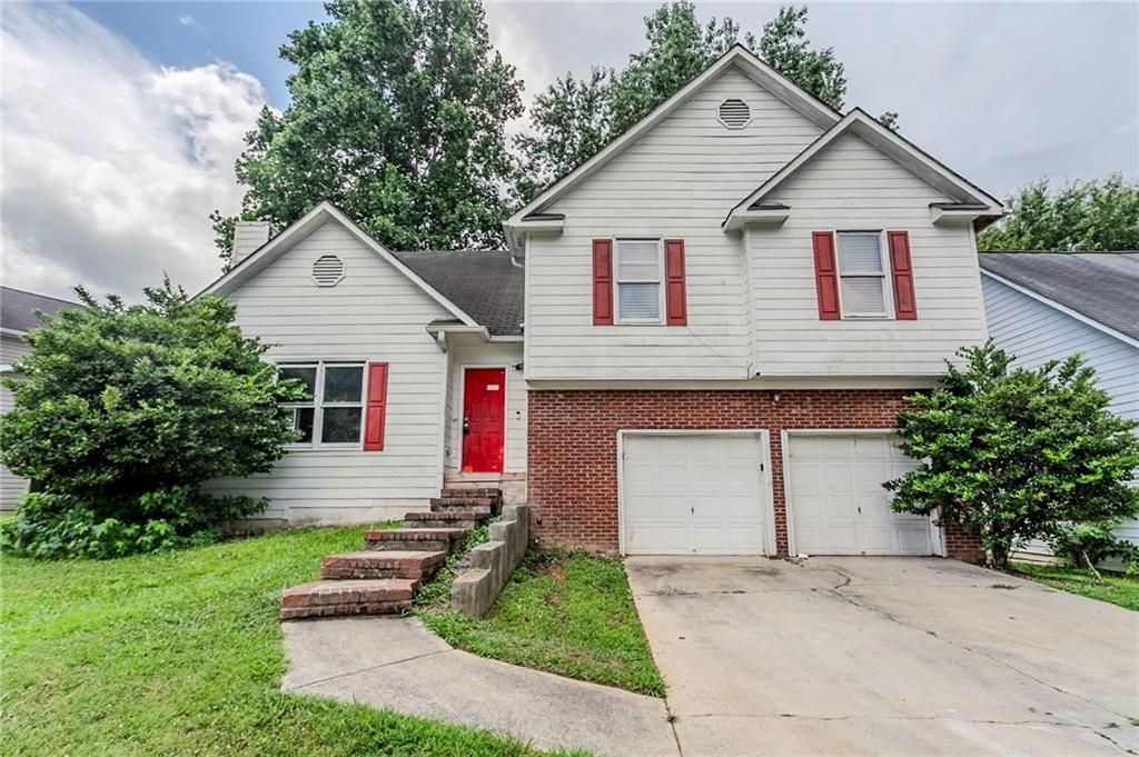 5415 Twin Lakes Drive, Atlanta, GA 30349