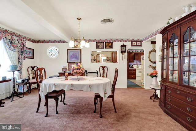 1221 BROADWAY BLVD, Reading, PA 19607