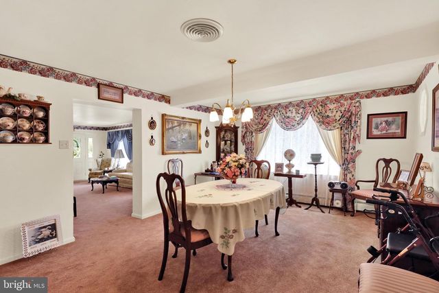 1221 BROADWAY BLVD, Reading, PA 19607