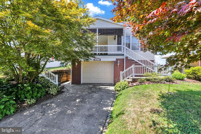 1221 BROADWAY BLVD, Reading, PA 19607