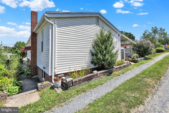 1221 BROADWAY BLVD, Reading, PA 19607