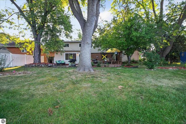 189 Westview Drive, Alma, MI 48801