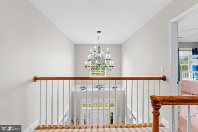 111 CRABAPPLE CT, Hummelstown, PA 17036