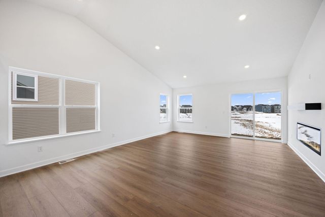 7557 Lotus Lane, Lino Lakes, MN 55038