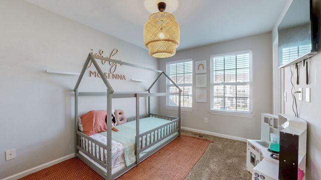 142 Cobblestone Place Dr, Goodlettsville, TN 37072