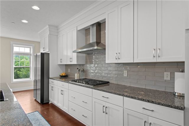 208 Kousa Ln, Peters Twp, PA 15367