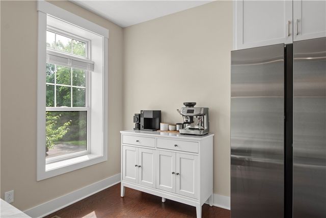 208 Kousa Ln, Peters Twp, PA 15367