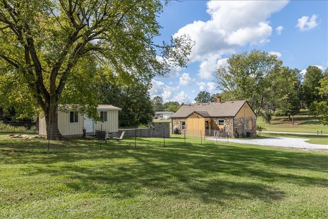 14735 Monark Drive, Neosho, MO 64850