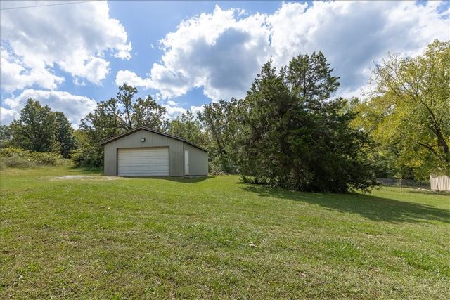 14735 Monark Drive, Neosho, MO 64850