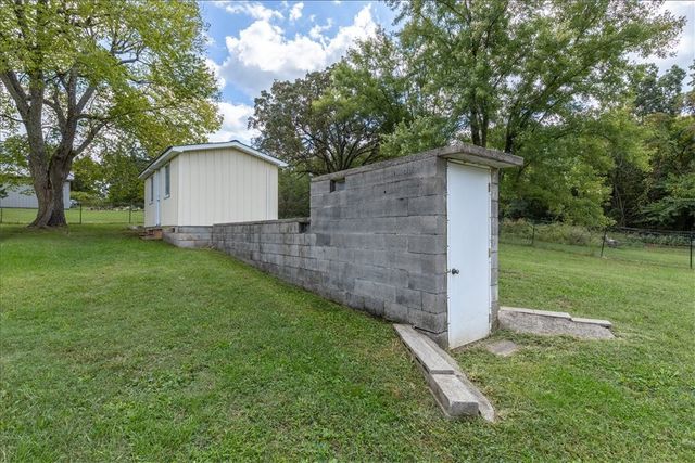 14735 Monark Drive, Neosho, MO 64850