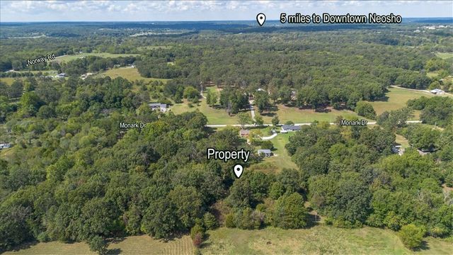 14735 Monark Drive, Neosho, MO 64850