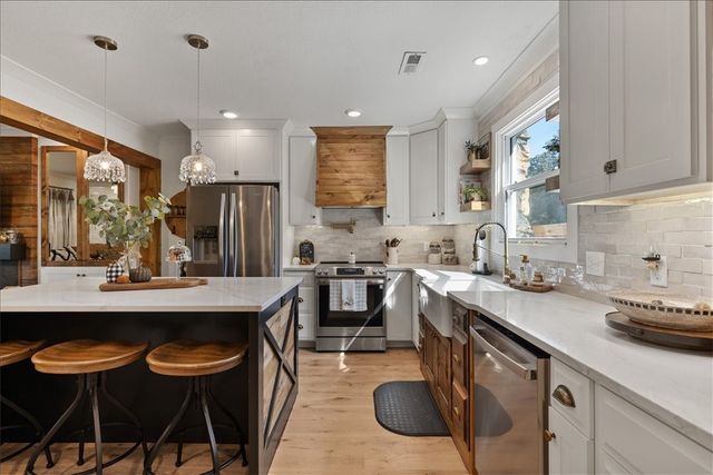 14735 Monark Drive, Neosho, MO 64850