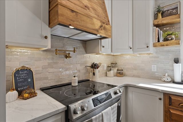 14735 Monark Drive, Neosho, MO 64850